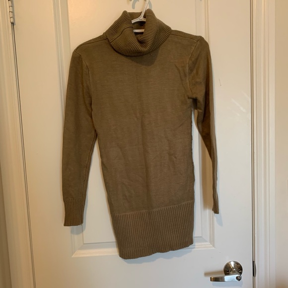Brown Vintage Turtleneck for winter - Picture 3 of 4